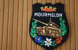 MILITARIA TANK :caserneMOURMELON Le Grand (51) ECUSSON BLASON TISSU BRODé: 501é -503é Régiment Militaire CHARS De COMBAT - Patches