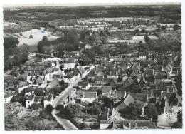 CPSM LA TRIMOUILLE, VUE AERIENNE DE L'ENSEMBLE DU BOURG ET DE LA VALLEE DE LA BENAISE, VIENNE 86 - La Trimouille