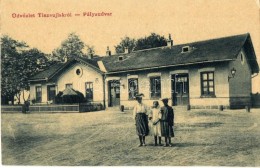 ** T4 Tiszaújlak, Vylok; Vasútállomás, Kiadja Bleier Emil / Railway Station... - Non Classés