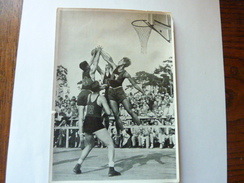 OLYMPIA 1936 - Band II - Bild Nr 157  Gruppe 59 - Basket Philippine Contre Mexique - Jeux Olympiques - Sports
