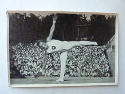 OLYMPIA 1936 - Band II - Bild Nr 161  Gruppe 57 - Alfred Schwarzmann Aux Epreuves Libres - Sports