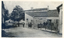 Cadillac En Fronsadais - Entrée Du Bourg - Droguerie Casas - Cadillac