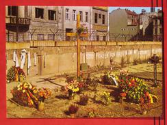 Berlin - Mahnmal Peter Fechter Am Checkpoint Charlie - Berliner Mauer