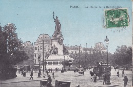 PARIS LA STATUE DE LA REPUBLIQUE - Statues