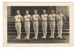 GROUPE  DE  6  GYMNASTES  ( Vers 1920 Gymnastique Masculine Militaire ? ) à Situer... /  CARTE-PHOTO , Tirage Argentique - Gymnastique