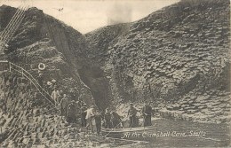 STAFFA AT THE CLAMSHELL CAVE ECOSSE ROYAUME UNI SCOTLAND UNITED KINGDOM - Angus