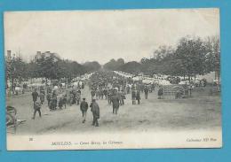 CPA 36 - Métier Maquignons Marché Aux Bestiaux Cours Berry, Les Gâteaux MOULINS 03 - Moulins