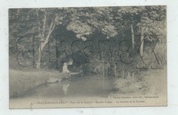 Château-Renault (37) : La Source Dans Le Parc Du Jardin Public Env 1918 (animé) PF. - Colombey Les Belles