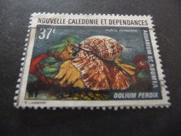 TIMBRE   NOUVELLE  CALEDONIE   POSTE  AERIENNE   N  152   OBLITERE      COTE  3,00  EUROS - Used Stamps