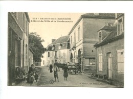 CP   Brinon Sur Beuvron (58) L HOTEL DE VILLE ET LA GENDARMERIE - Brinon Sur Beuvron