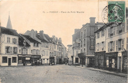 78-POISSY- LA PLACE DU PETIT MARCHE - Poissy