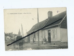 CPA  Abîmée -   Vignacourt  - Rue D´Amiens - Vignacourt