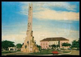 BISSAU - Praça Do Imperio - Monumento"Ao Esforço Da Raça"( Ed. Foto Iris Nº 8) Carte Postale - Guinea Bissau