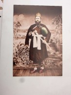 Reproduction De Carte Postale Ancienne : IRAN, PERSE : Portrait Of An Iranian Man In Studio, Qajar Era - Iran