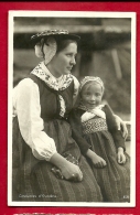 FIL-08  Costumes D'Evolène, Maman Et Sa Fille. Hérens. Cachet 1927 - Evolène