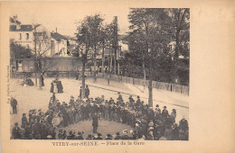 94-VITRY-SUR-SEINE- PLACE DE LA GARE - Vitry Sur Seine