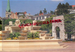 73 - AIX LES BAINS - LA PLACE DES THERMES AVEC LA NOUVELLE FONTAINE ET LE CAMPANUS - Aix Les Bains