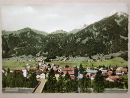 Lechaschau, Mit Hahnenkamm 1940 M, Schneid 2009 M Und Gernspitze 2164 M - Reutte