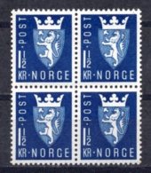 1945 NORWAY DEFINITIVE MICHEL: 303 BLOCK OF 4 MNH ** - Unused Stamps