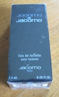 Jacomo De Jacomo  Eau De Toilette Pour Homme  7.5 Ml Emballage Boite Carton Sous Cellophane  TBE - Muestras De Perfumes (testers)