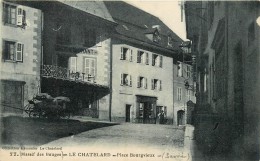 73 - LE CHATELARD - SAVOIE - MASSIF DES BAUGES - PLACE BOURGVIEUX -  VOIR SCANS - Le Chatelard