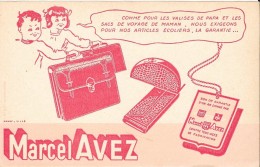 Comme Pour Les Valises De Papa Et Les Sacs De Voyage De Maman....garantie MARCEL AVEZ - A