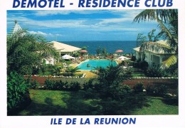 ILE DE LA REUNION - DEMOTEL RESIDENCE CLUB - La Piscine Devant L´océan - Non Circulé, 2 Scans - Saint Pierre