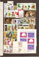 POLOGNE ANNEE COMPLETE 1977 NEUVE **  MNH  LUXE   56 TIMBRES ET 2 BLOCS - Années Complètes