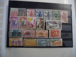 LOT   TIMBRES   CAMEROUN      OBLITERES    COTE  15,00  EUROS - Used Stamps
