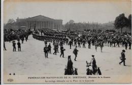 CPA Funérailles Non Circulé Paris Berteaux Ministre De La Guerre - Funeral