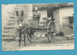 CPA 237 - Paysanne Bourbonnaise Se Rendant Au Marché Bel Attelage âne Mule Mulet VICHY 03 - Vichy