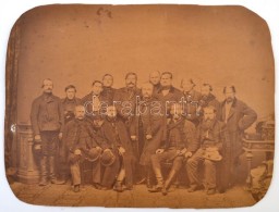 1860-1870 Ismeretlen Férfiak Csoportképe, Kissé Megviselt állapotban,... - Autres & Non Classés