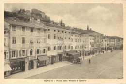T2 Gorizia, Görz; Piazza Della Vittoria E Castello / Square, Castle, Shops, Automobile - Unclassified