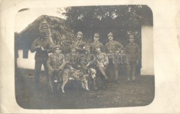 T2/T3 1916 ElsÅ‘ Világháborús K.u.K. Katonák Kutyával, Csoportkép / WWI... - Non Classés