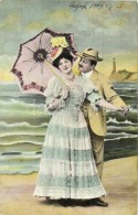 T2/T3 Couple On The Shore, Lady With An Umbrella, Lighthouse In The Background (EK) - Ohne Zuordnung