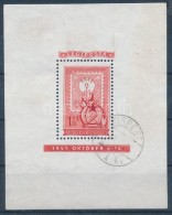 O 1951 80 éves A Magyar Bélyeg 1Ft Blokk (foltos) - Autres & Non Classés