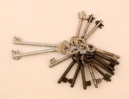 15 Darabos Vegyes Kulcs Tétel. - Autres & Non Classés