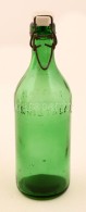 'Kristály' Zöld Csatos üveg, Kupakján Kis Lepattanással, M: 23 Cm - Glas & Kristall