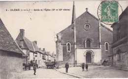 CPA -N°2 - Dept 37- CLERE LES PINS - ENTREE DE L'EGLISES - Cléré-les-Pins