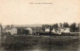 CPA - FOUG (54) - Aspect Des Cités Ouvrières Et De La Salle De Bains En 1917 - Foug