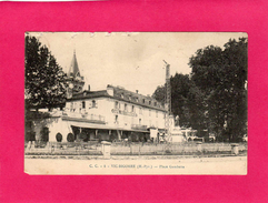 65 HTES PYRENEES, VIC-BIGORRE, Place Gambetta, Café Du Commerce, Animée, (C. C.) - Vic Sur Bigorre