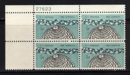 COIN DE FEUILLE BLOC TIMBRES NEUFS** MNH VERY BEAUTIFUL - Stroken En Veelvouden