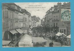 CPA - Métier Marchands Ambulants Le Marché Rue Notre-Dame GOURNAY-EN-BRAY 76 - Gournay-en-Bray