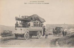 15 (  L Autobus Et Le Rocher De Carlat ) - Carlat