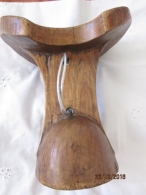 Ethiopia: Nyangatom Headrest /appui-tête - Arte Africana