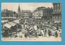 CPA 90 - Métier Marchands Ambulants Le Marché De La Place Au Bois CAMBRAI 59 - Cambrai