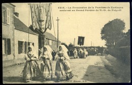 Cpa Du 29  Kerlouan -- La Procession De La Paroisse Arrivant Au Grand Pardon De N.D. De Folgoët    JIP39 - Kerlouan