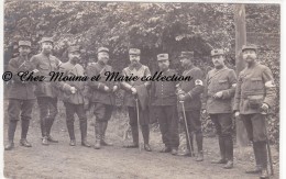 WWI - OFFICIERS DU SERVICE MEDICAL - MEDECINS PHARMACIENS - COUVRE KEPI - CARTE PHOTO MILITAIRE - Guerra 1914-18