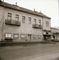 1982 Budapest, MAROS Mozi KülsÅ‘-belsÅ‘ Felvételei, 6 Db Szabadon Felhasználható Vintage... - Otros & Sin Clasificación