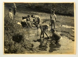 Cca 1940 Játék A Patakban, Jelzés Nélküli Vintage FotómÅ±vészeti... - Other & Unclassified